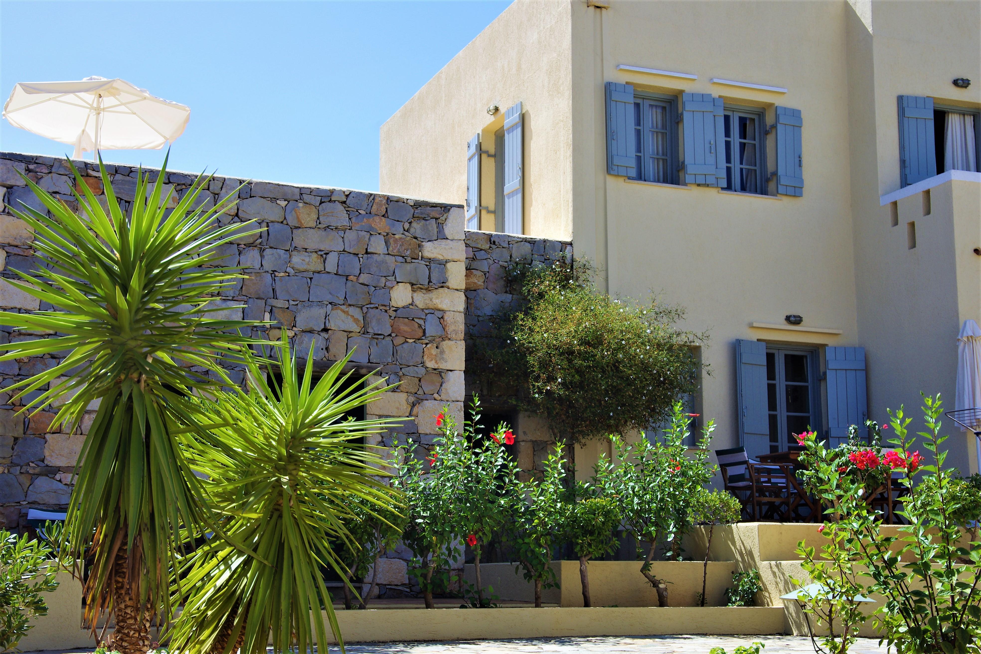 Family Bungalow Suite Garden View