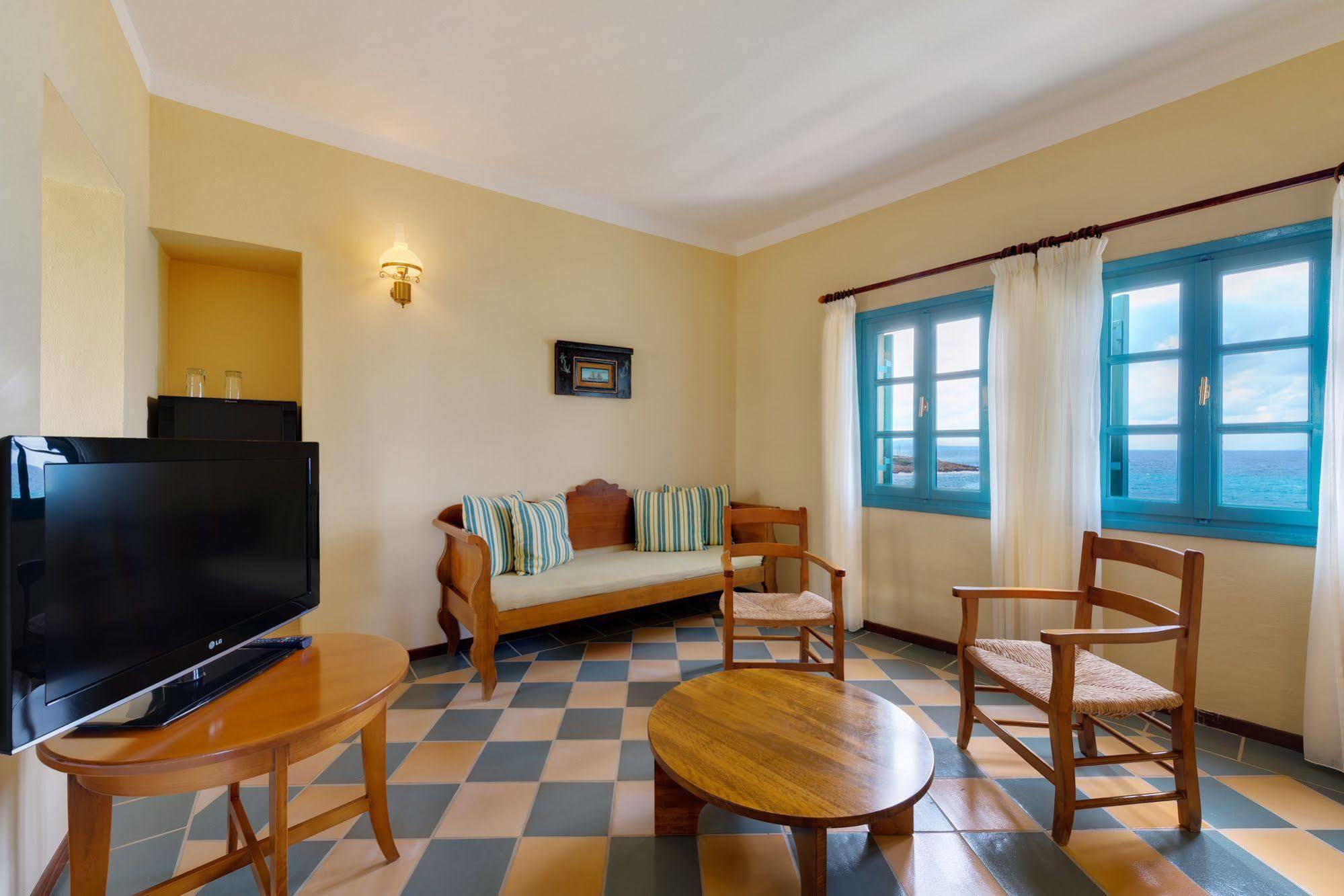 Bungalow Suite Water Front